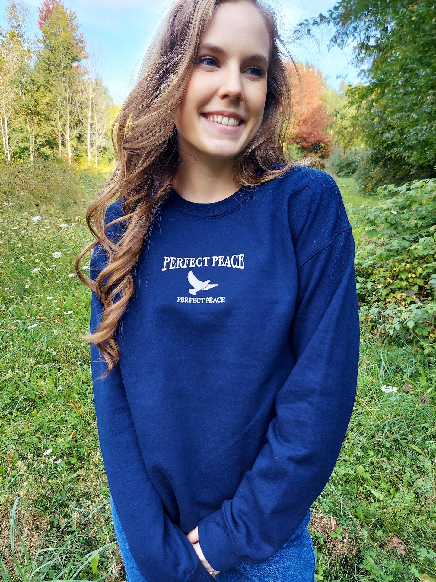Perfect Peace Embroidered Crew / Navy