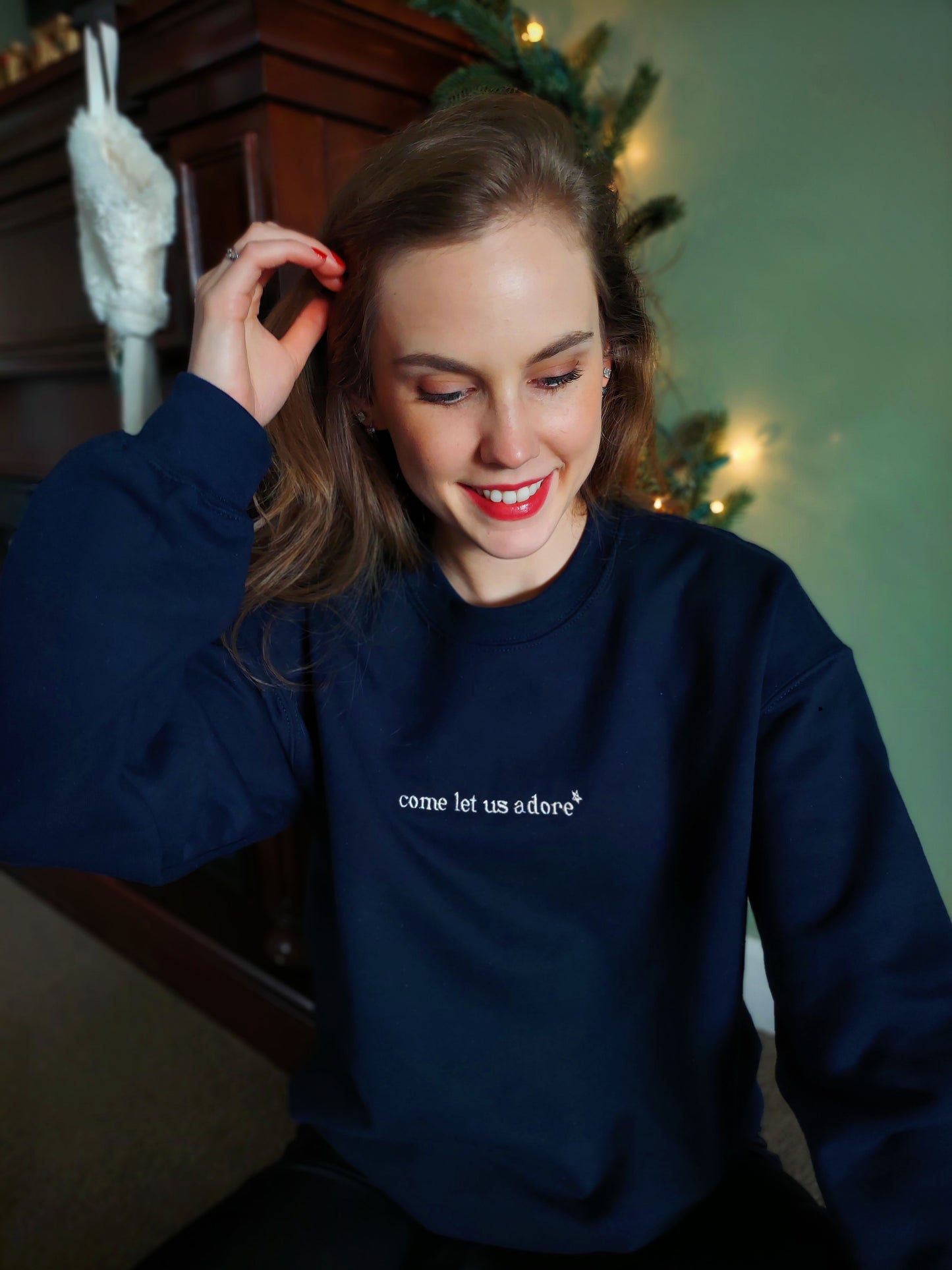 Come Let Us Adore Embroidered Crew / Navy
