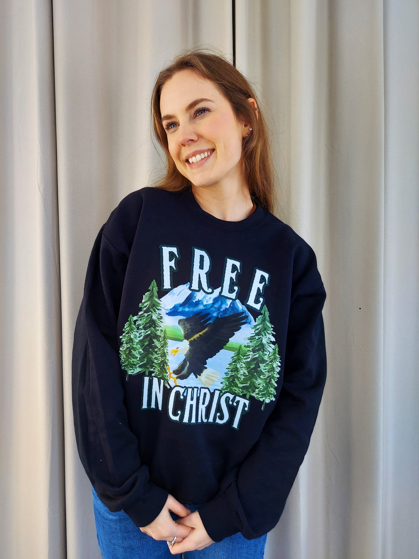 Free in Christ Crew / Black