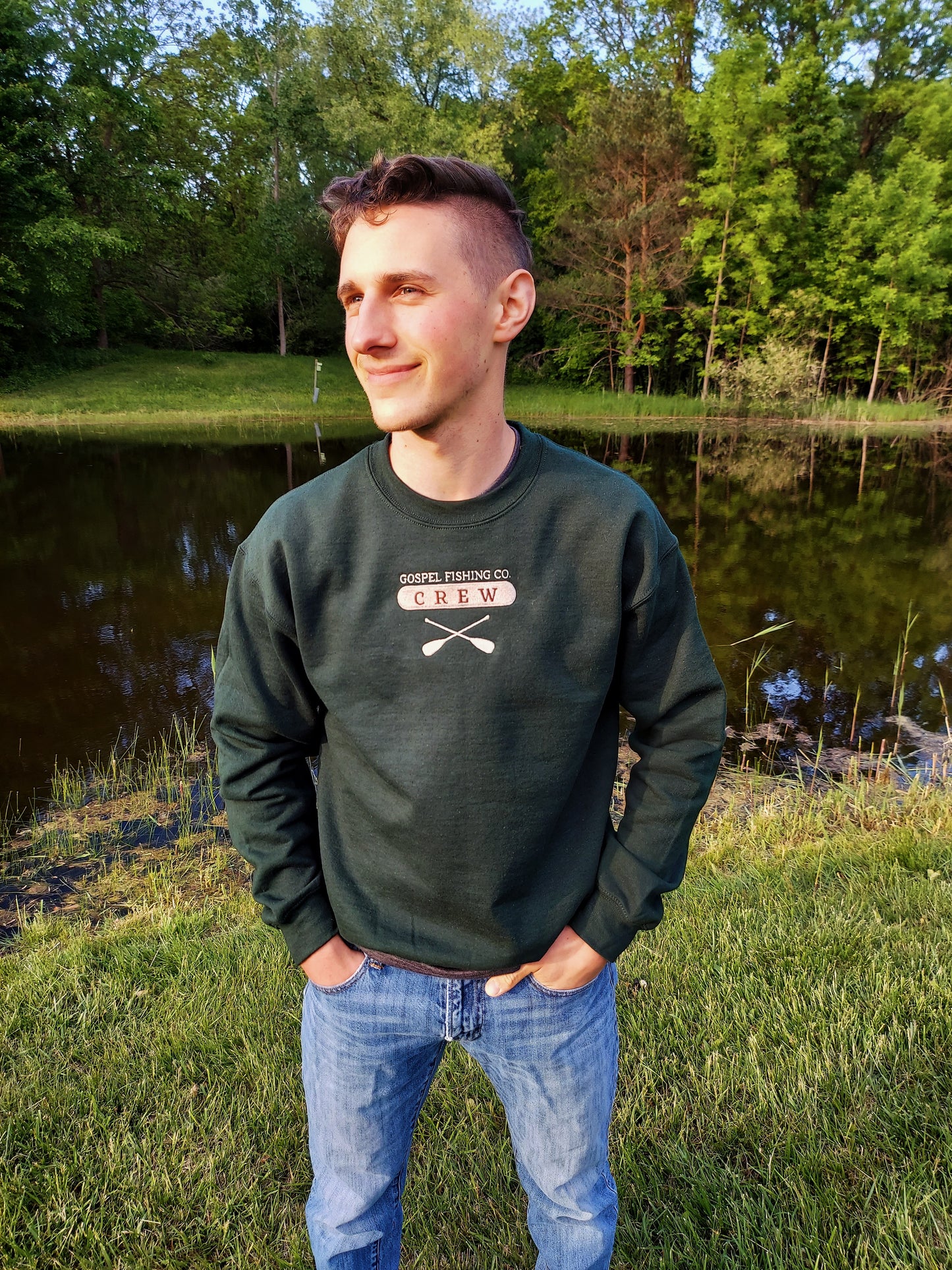 Gospel Fishing Co Embroidered Crew / Beige