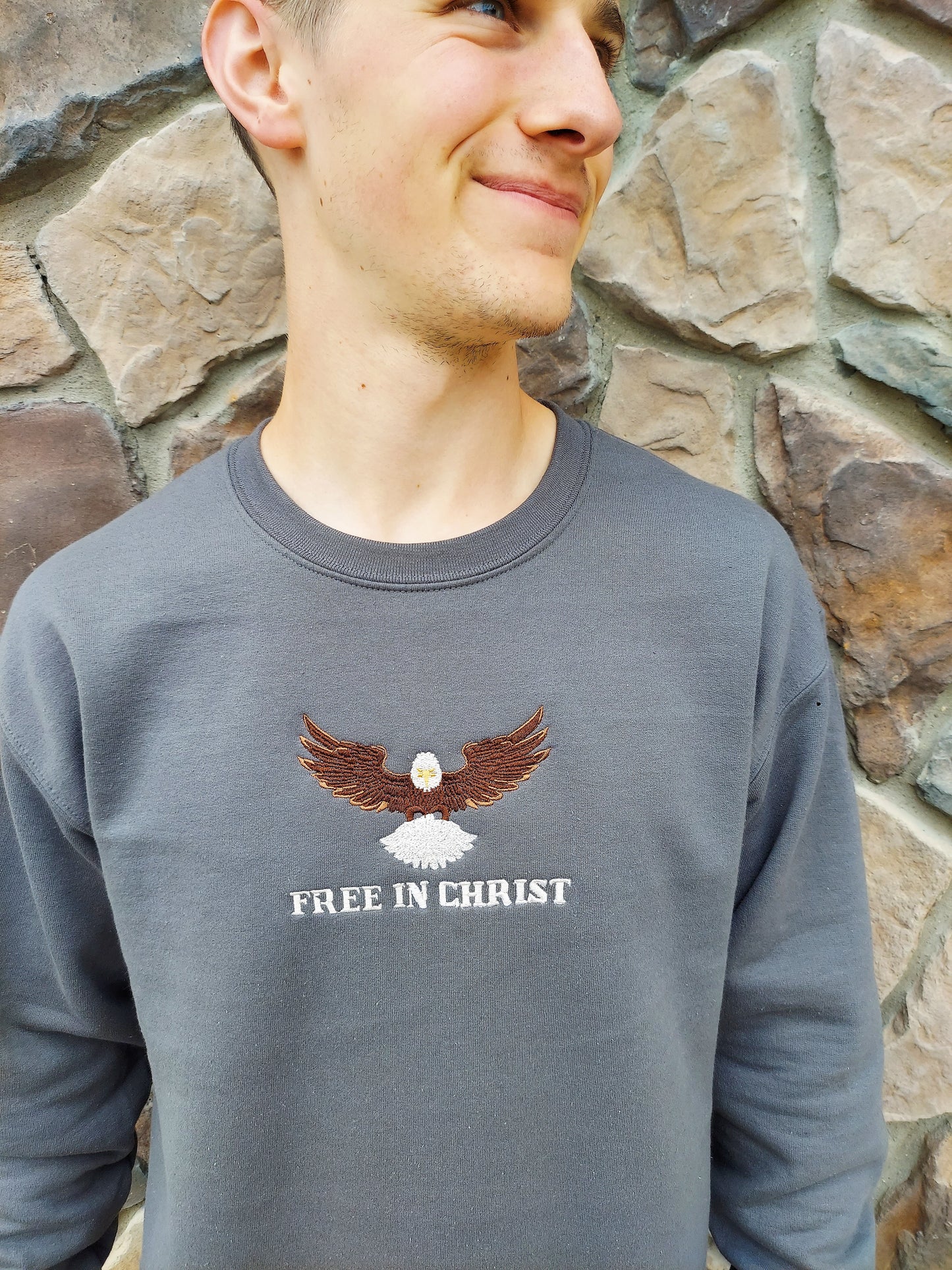 Free In Christ Embroidered Crew / Gray