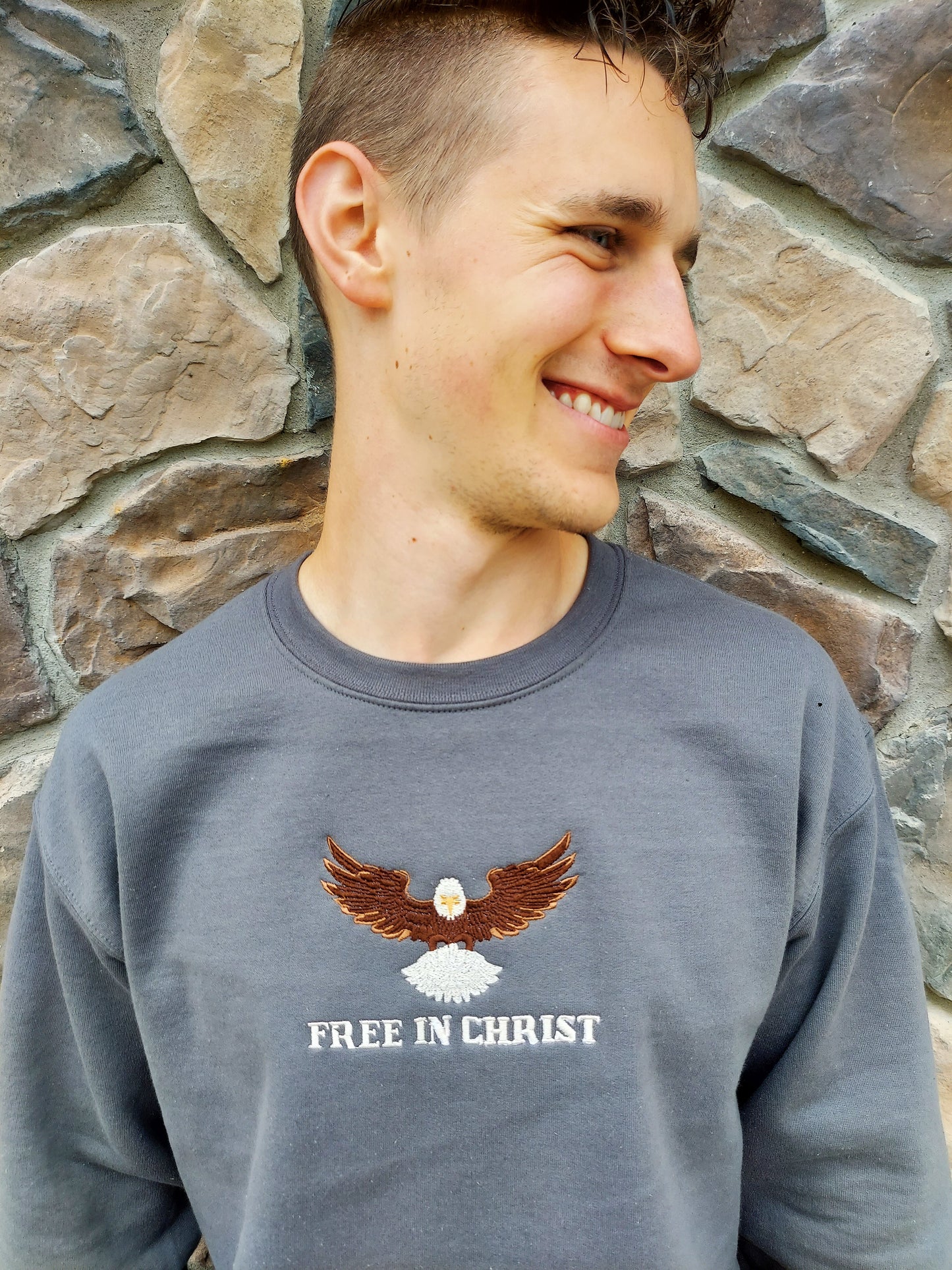 Free In Christ Embroidered Crew / Gray