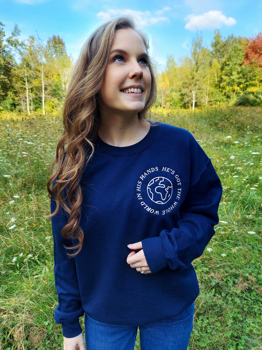 The Whole World Embroidered Crew / Navy