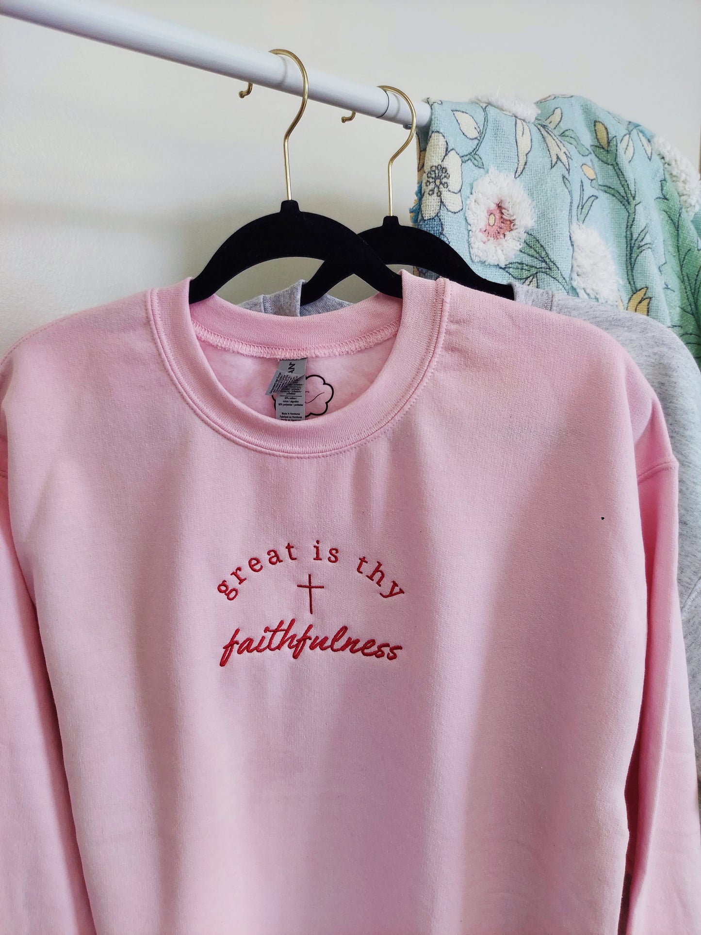 Great Is Thy Faithfulness Embroidered Crew / Gray