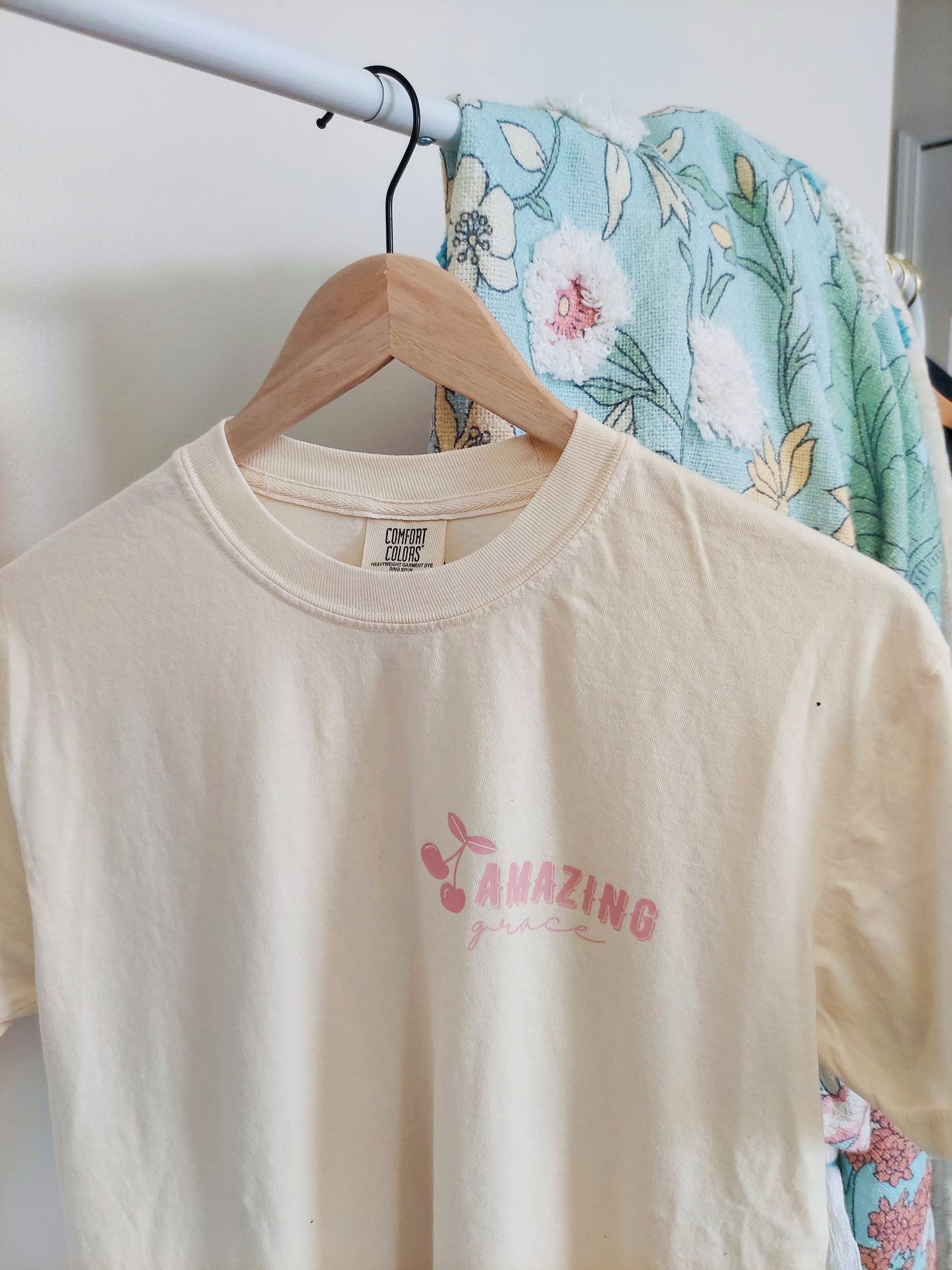 Amazing Grace Tee / Cream