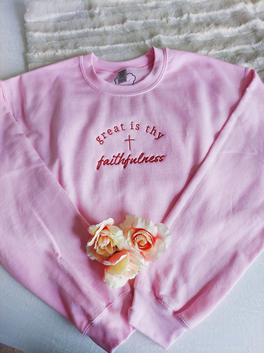 Great Is Thy Faithfulness Embroidered Crew / Pink