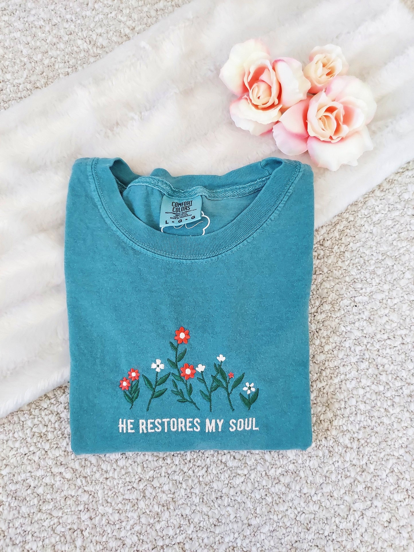 He Restores My Soul Embroidered Tee / Green